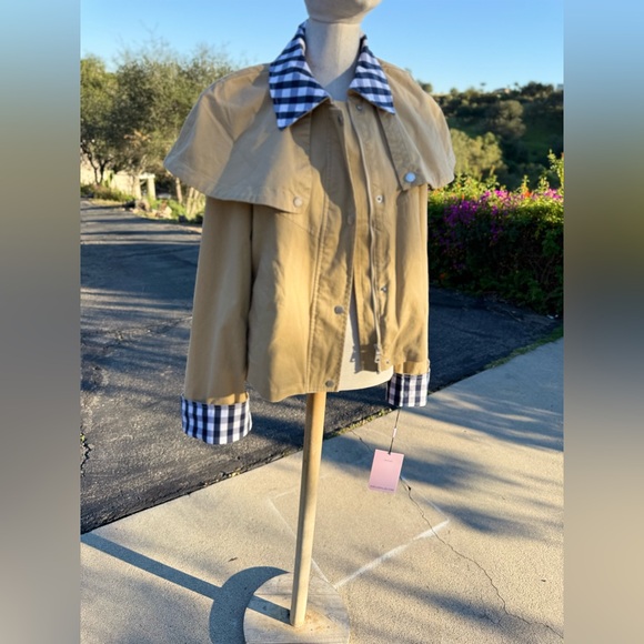 Avec Les Filles 
GINGHAM TRIM COTTON CAPE JACKET - Picture 8 of 11